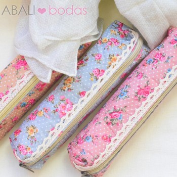 Estuche con pañuelo